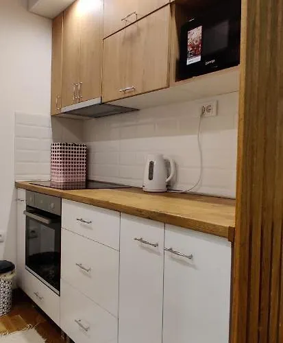 아파트 The 2-bedroom - Free Private Parking 베오그라드